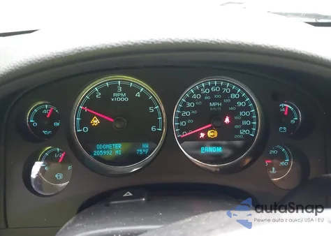 2011 Chevrolet Suburban 1500 Ltz z USA, uszkodzony, nr VIN 1GNSKKE3XBR195337